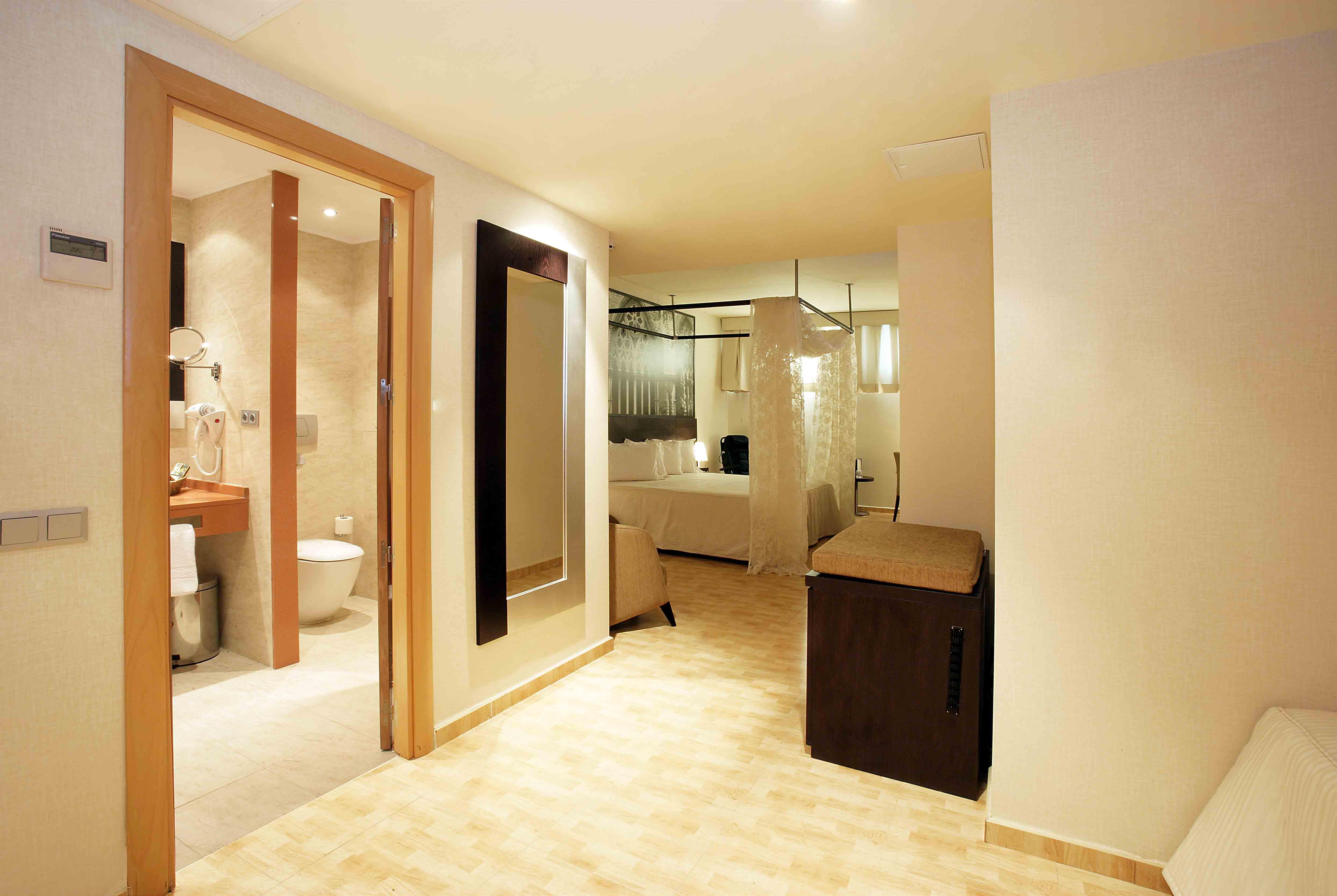 Nastasi Hotel & Spa Lleida Eksteriør billede