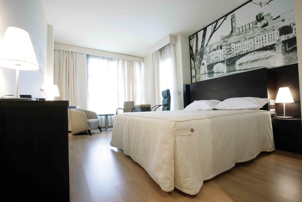 Nastasi Hotel & Spa Lleida Værelse billede